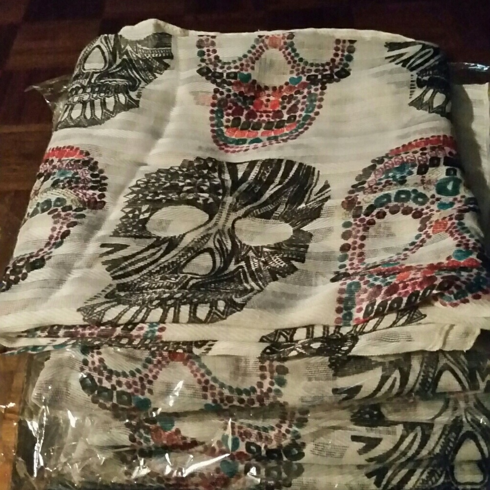 Infinity scarf
